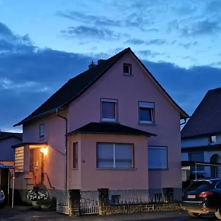 Le. Maya Frühstückspension
